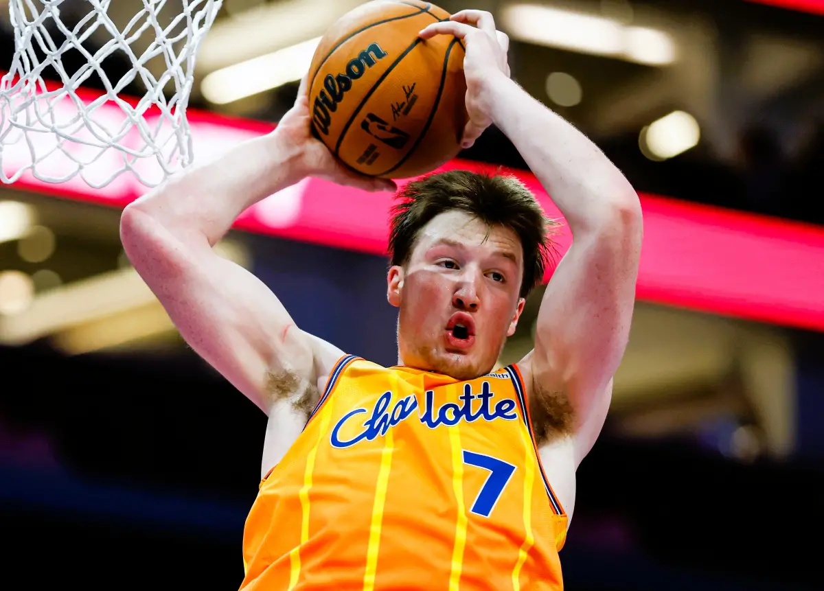 NBA網搜／黃蜂新秀克努佩爾首度回家出賽轟32分！竟有2千親友進場