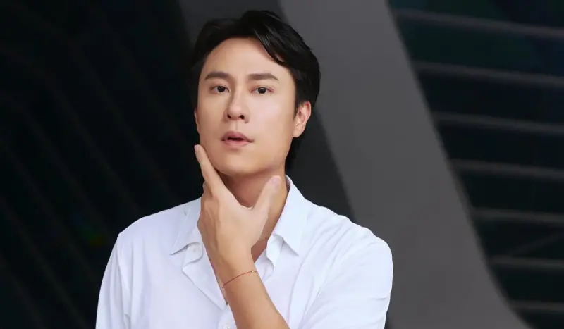 ▲今日娛樂新聞搶先看包含劉書宏（如圖）骨裂原因曝光、日本人抵制aespa登紅白、周杰倫新專輯疑卡關發文爆粗口。（圖／劉書宏臉書）