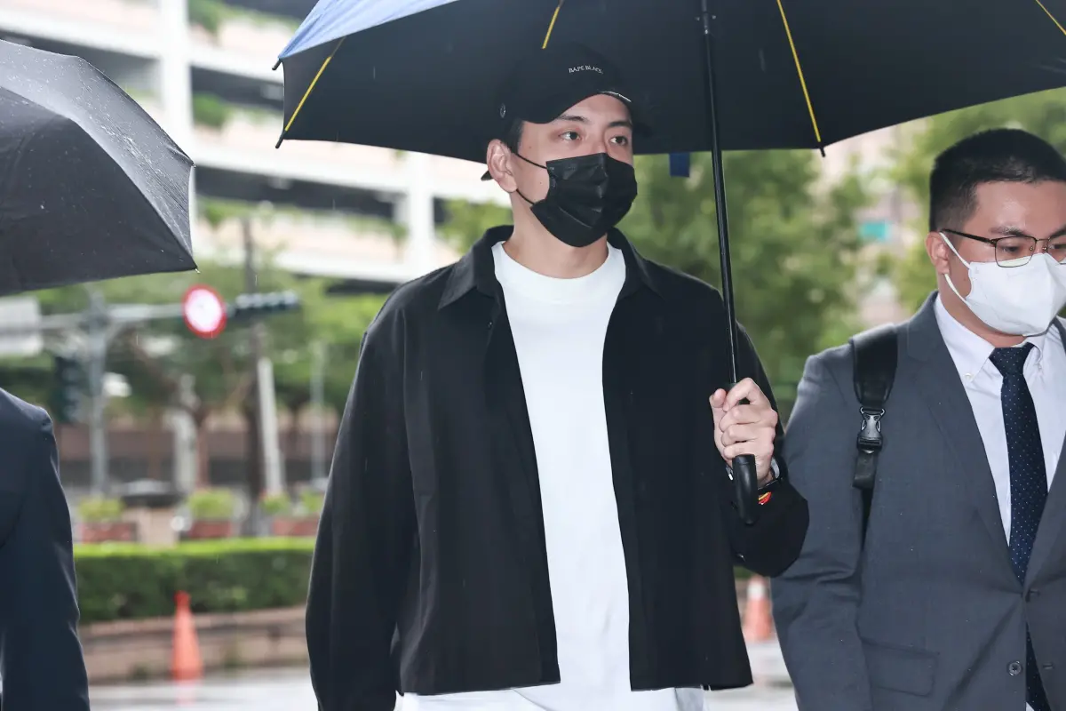 快訊／沒用360萬逃兵？王大陸「2律師護駕現身新北院」對質這1人