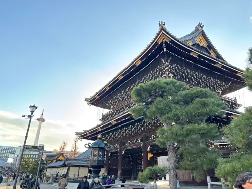 ▲東本願寺「報恩講」開放給所有人自由參加。（圖／Google評價）