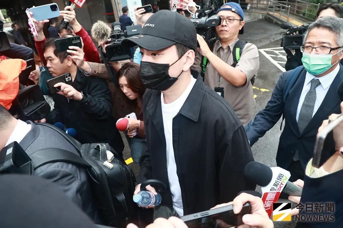 快訊／藝人閃兵案開庭！王大陸認罪鞠躬道歉：都是因為我無知