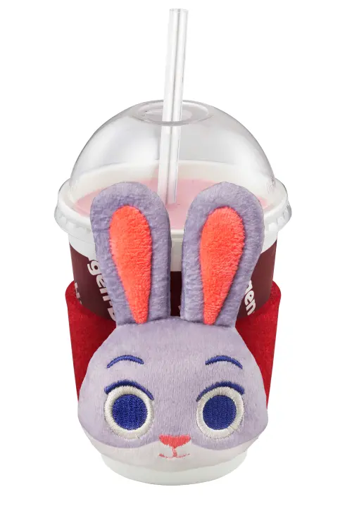 ▲「茱蒂．莓好探險奶昔」則選用草莓冰淇淋與覆盆子雪酪，融合出酸甜果香。（圖／哈根達斯提供）