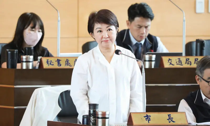 ▲台中市長盧秀燕表示，對於立委提的建設或財政需求，卓榮泰應該要「迎合」，而不是「迎戰」。（圖／台中市政府提供，2025.11.18）