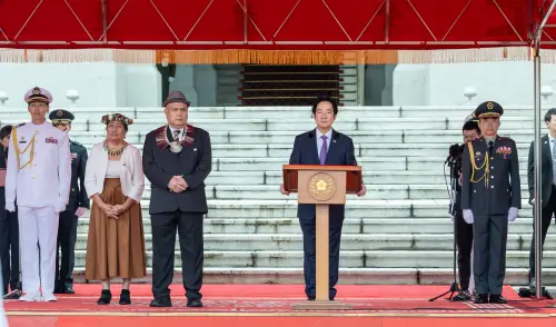 ▲賴清德主持「軍禮歡迎吐瓦魯國總理戴斐立伉儷」。（圖／總統府提供）