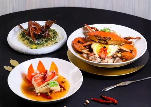 ▲高雄萬豪酒店的皇豪中餐廳，即日起推出「秋之蟹宴」，主廚以細膩刀工與傳統粵菜技法打造四道料理。（圖／高雄萬豪提供）