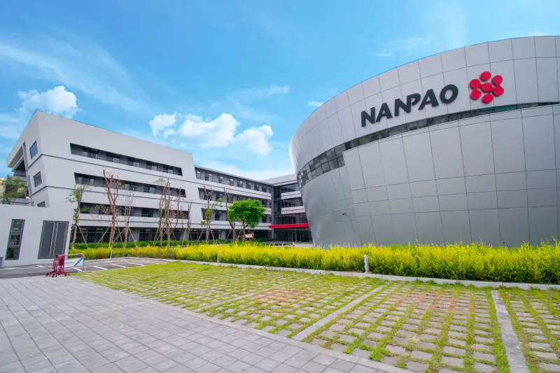 ▲南寶今開法說會，並預期明年隨鞋材業務可望重回成長軌道，以及持續拓展新產品與應用下，營收可望持續創高。（圖／南寶提供）