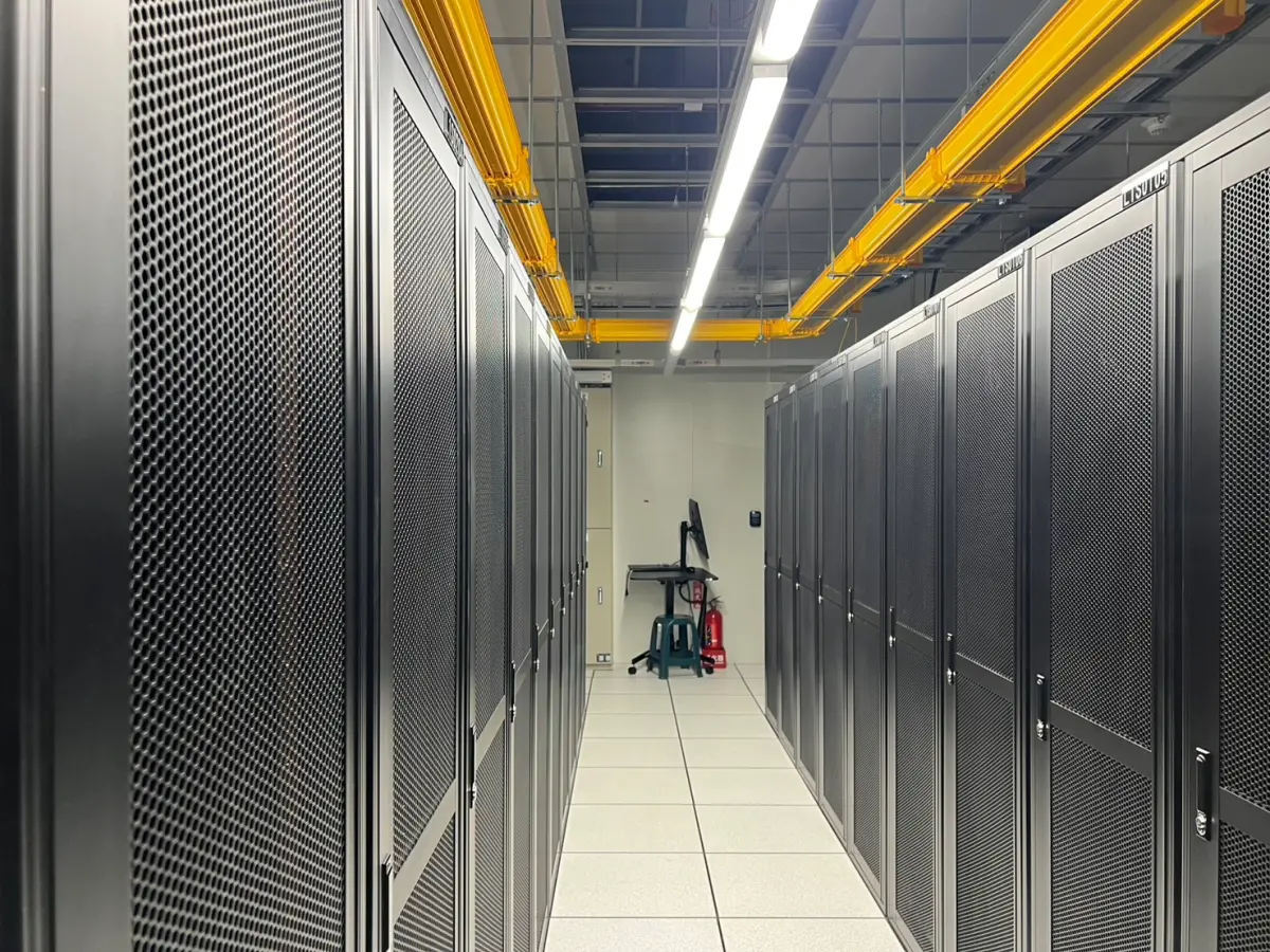 美商GMI Cloud將砸5億美元在桃園建AI資料中心 導入7千顆輝達GPU