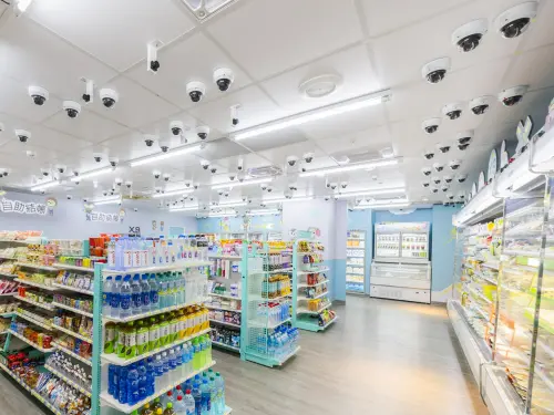 央大「無人7-11」140支監視器！交大生秒懂　官方揭用意：非防竊
