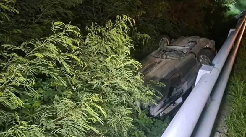 台11線離奇車禍！自小客車翻覆成廢鐵 駕駛乘客竟都離奇消失