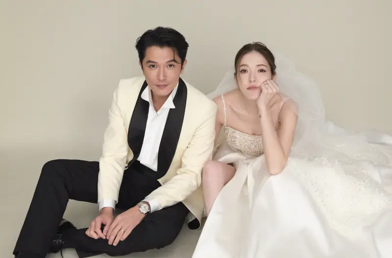 ▲許瑋甯（右）在《欸！我說到哪裡了？》中透露邱澤求婚細節，雖然兩人才剛晉升新手爸媽，但許瑋甯也還想再生一胎。（圖／NICOLE+FELICIA）