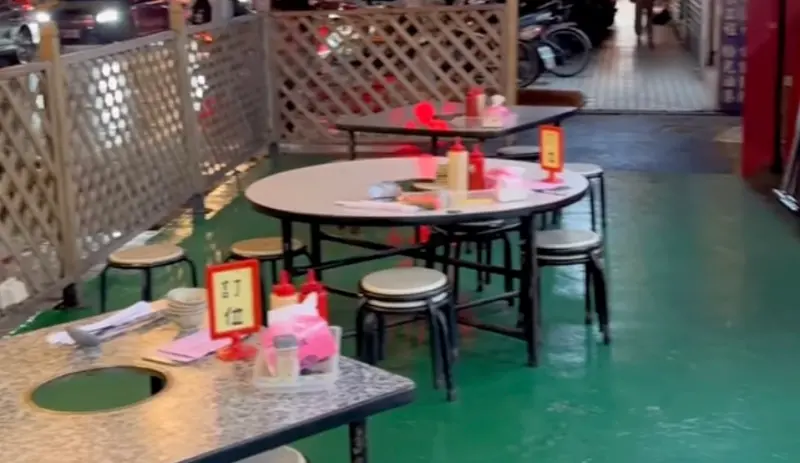 薑母鴨店用超矮桌椅「為了拼翻桌率」？店家揭關鍵原因：方便很多