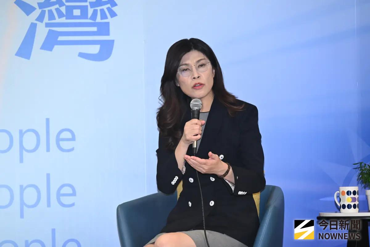 黃國昌拋「兩黨智庫對接」！鄭麗文允諾了 曝已經找李鴻源幫忙