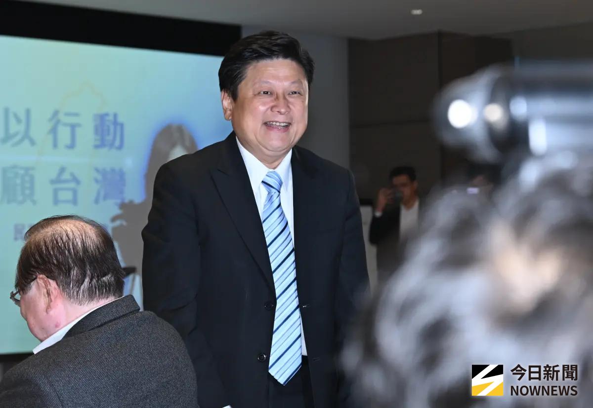 藍修國籍法作家喻：習近平娶鄭麗文選總統 民眾神建議「這劇本」