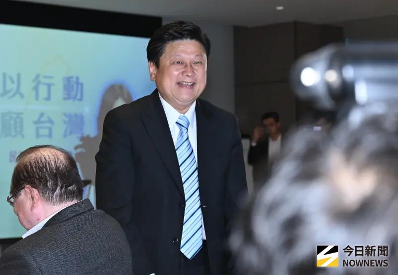 ▲國民黨團總召傅崐萁公開力挺「助理費除罪化」，更稱此為「進步法案」。（圖／記者林調遜攝）