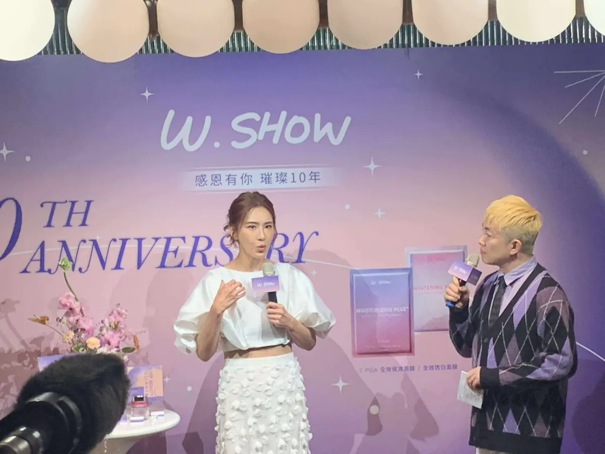 李進良助攻愛女升學！小禎破除出道爭議傳聞：我們一家群組超熱絡