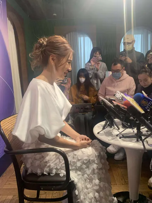 ▲小禎和李進良離婚後，對女兒Emma的教育還是很有共識，目前李進良也全力協力Emma申請國內外學校，小禎表示，未來在國內或出國留學，就交給神安排。（圖／記者李欣恬攝影）