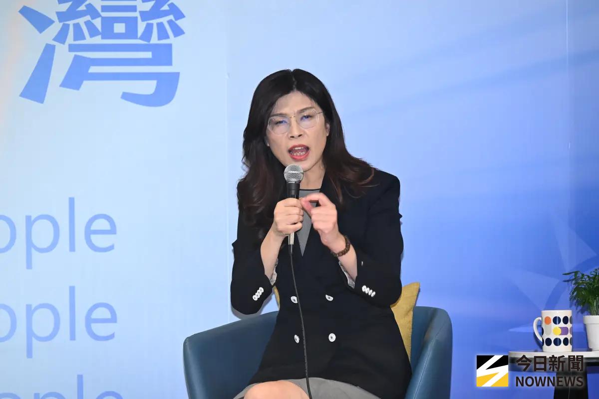 賴清德貼文暗諷她「追思共諜」 鄭麗文反嗆：不應消費國家英雄