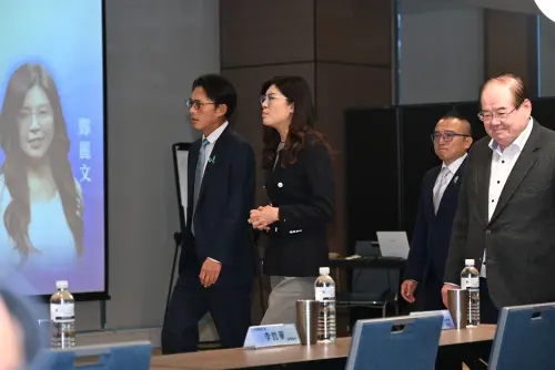 鄭黃會今登場！傅崐萁也陪同出席　黃國昌讚：我在立法院的好同事
