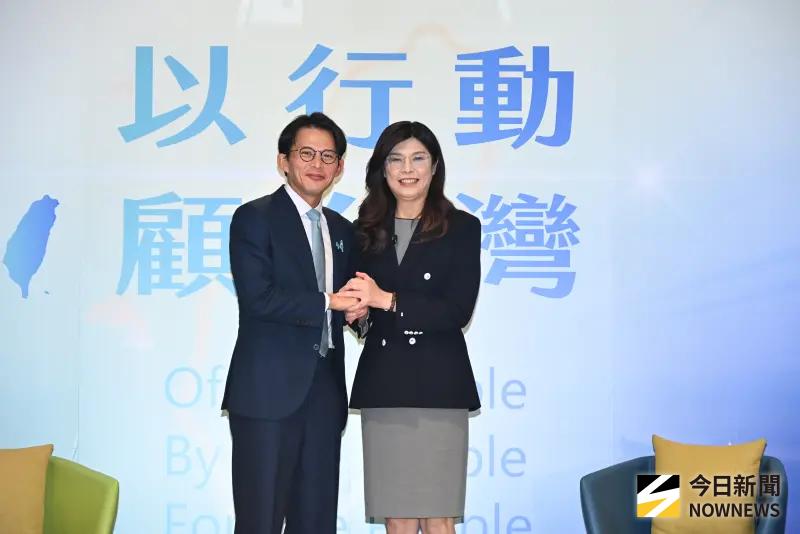 ▲國民黨主席鄭麗文、民眾黨主席黃國昌舉行「鄭黃會」，為藍白合凝聚共識。（圖／記者林調遜攝，2025.11.19）