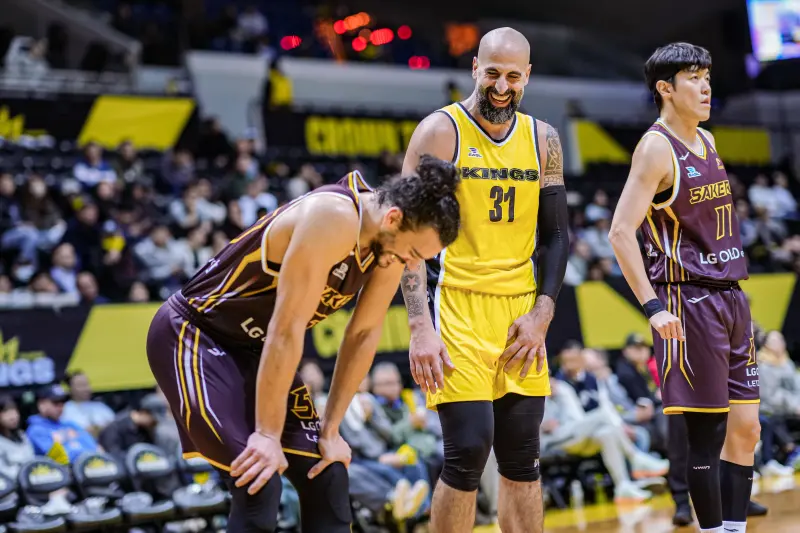 東超／桑尼遭對手擊中「要害」！起身後卻笑容滿面：想復仇但失敗