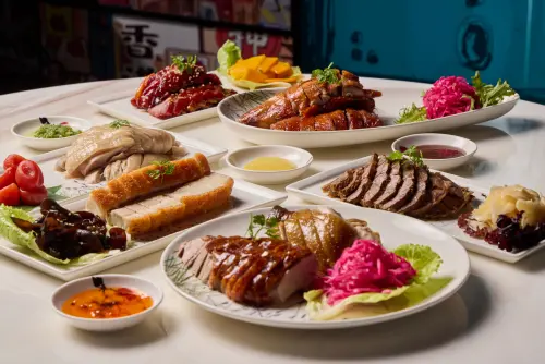 ▲高雄萬豪酒店於11月20日至12月14日推出限時「普發一萬加碼活動」，凡於館內指定9間餐廳單筆消費滿5000元，圖為京翠港式飲茶。（圖／高雄萬豪酒店提供）