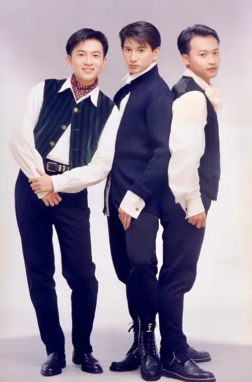 ▲小虎隊（如圖）是綜藝教母張小燕促成的團體，成員蘇有朋（左起）、吳奇隆和陳志朋，都是她親自挑選。（圖／華納音樂提供）