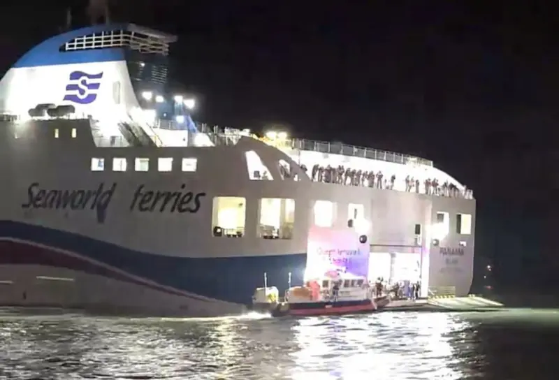 影／差點闖大禍！韓國267人客輪觸礁擱淺　竟因船員分心玩手機