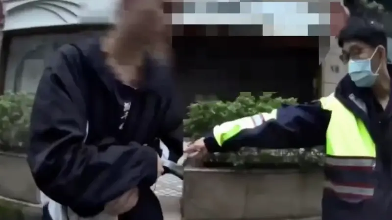 睡到一半租屋處被闖！醉男脫序行徑曝　警一查傻眼：才剛幫他叫車