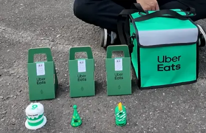 ▲Uber Eats 九週年送公仔 。（圖／官方提供）