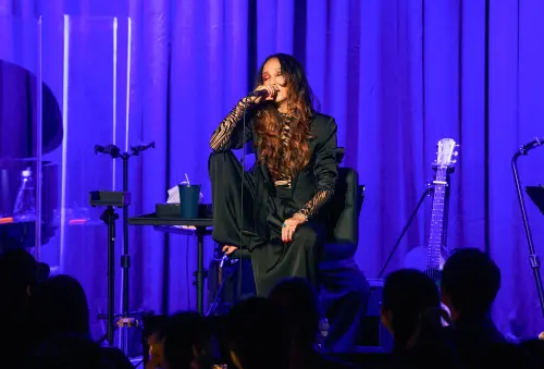 ▲中島美嘉（如圖）是Billboard Live Taipei的開幕首場開唱的音樂人，在本週演出現場可看見她赤腳唱歌。（圖／Billboard Live TAIPEI提供）