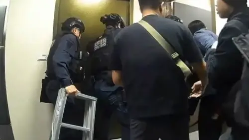 ▲北市中山百家樂賭場被抄。（圖／翻攝畫面）