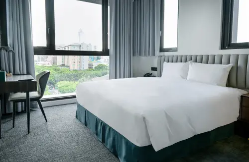 ▲雀客國際因應全民普發一萬元，推出入住旗下多家指定館別即享住宿買一送一。（圖／雀客國際提供 checkhotels.news/nvkKn)