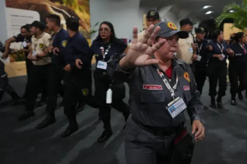 影／COP30會場突發失火！巴西氣候高峰會議程大亂　千人急撤離
