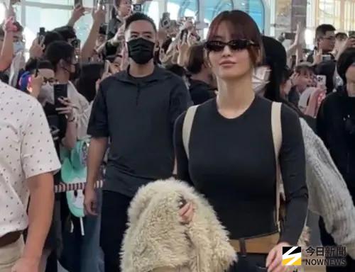 ▲TWICE抵台。（圖／記者陳雅蘭攝）