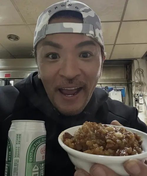 台日友好暴漲！日籍男星喊話「上萬人搶按讚」：吃爆台灣豬肉
