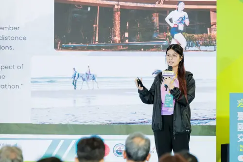 ▲（圖說）泰國華欣馬拉松賽事副總監Nichapat Sujaritjit分享泰國知名的品牌國際賽事