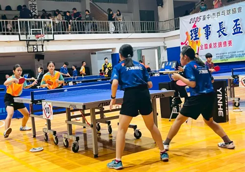 桌球盛會台中開戰　青壯長三代同場競技
