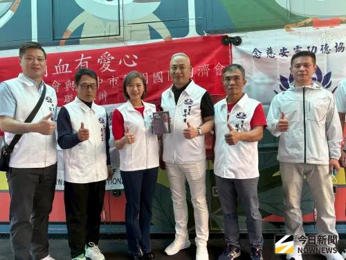 ▲台中念慈安靈功德協會連續多年推動捐血活動，八點檔女神連靜雯很認同，出任活動代言大使。（圖／記者金武鳳攝，2025.11.22.)