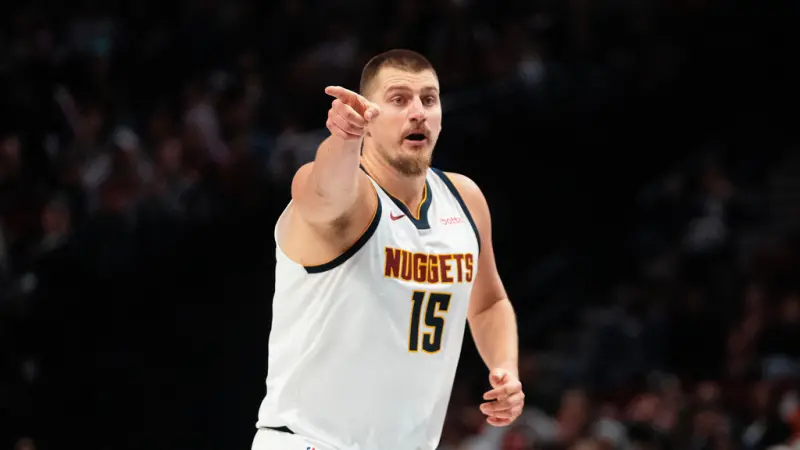 NBA／超越柯比、柯瑞？約基奇超全能讓詹皇服了：史上最有統治力