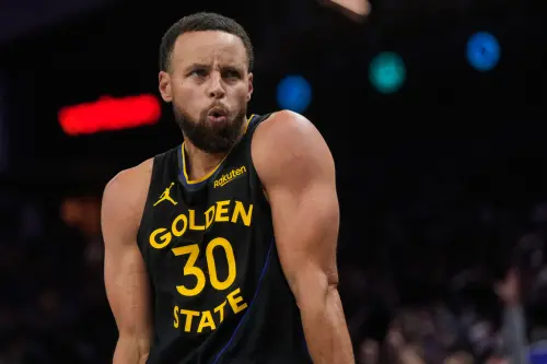 ▲金州勇士目前同時面臨四大層面的結構性問題，主場輸給波特蘭拓荒者，當家球星柯瑞（Stephen Curry）狂砍38分也無力回天。（圖／美聯社／達志影像）