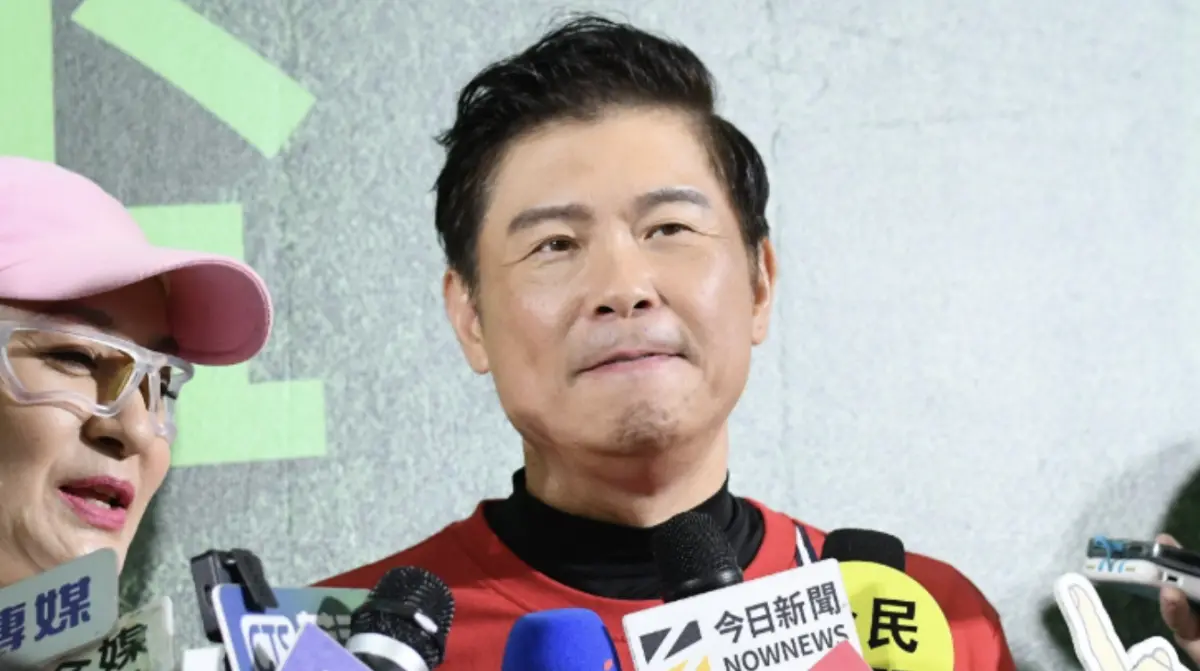 被問胡瓜碰胸籃籃！曾國城秒閃：先去打球 陳美鳳無奈揭私下互動