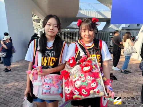 ▲ TWICE場外直擊。（圖／記者陳雅蘭攝）