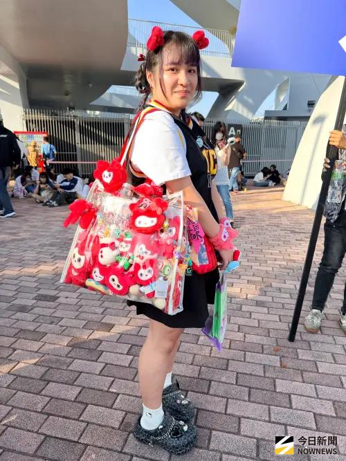 ▲ TWICE場外直擊。（圖／記者陳雅蘭攝）