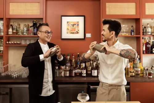 ▲Rumway將於12月10日迎來正式開幕，首場活動與港都傳奇調酒師黃龍輝（圖左）合作，圖右為Rumway創辦人梁奕明。（圖／Rumway提供www.facebook.com/Rumway.tw）