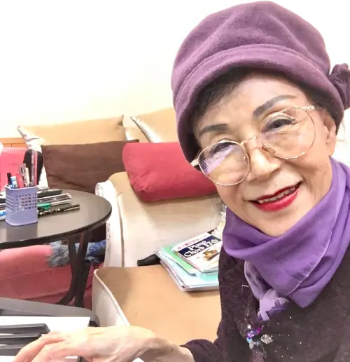 ▲76歲金曲小姐洪小喬因為在家跌倒受傷送醫，因此缺席今日民歌大團圓。（圖／翻攝自金曲小姐-洪小喬臉書）