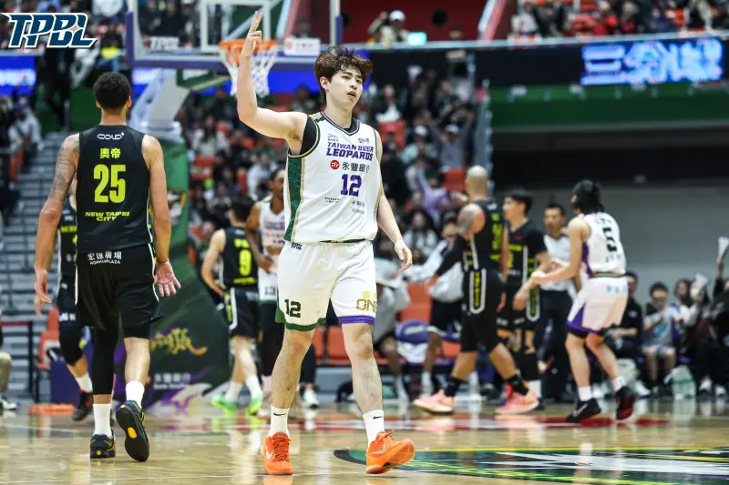 TPBL／全場唯一一顆！林信寬關鍵三分懲罰國王：大家忘了我會投籃
