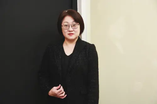 人物／夢幻職業超殘酷！25年顧問揭策略圈高壓文化：光鮮只撐兩周
