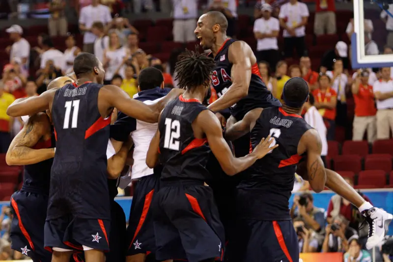 ▲隨著保羅決心退役，2008年北京奧運的美國男籃「夢幻八隊（Redeem Team）」再添一位退役成員，當年那支星光熠熠的奧運冠軍班底，如今只剩「詹皇」詹姆斯（LeBron James）仍在籃壇中屹立不搖。（圖／美聯社／達志影像）