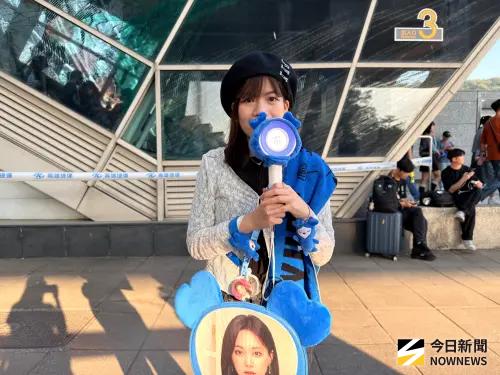 粉絲趕回台挺子瑜TWICE！竟和Mina爸媽同班機　轉頭一看瞬間嚇傻
