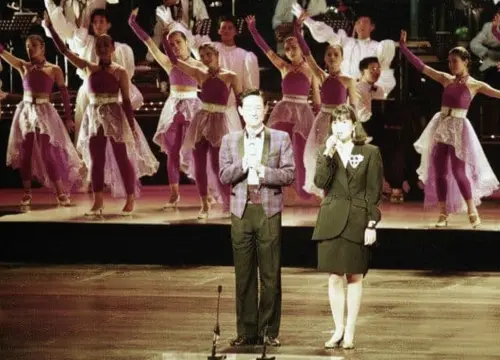 ▲銀霞（右）曾與巴戈（左）一起主持過金馬獎頒獎典禮。（圖／摘自銀霞YinShia臉書）